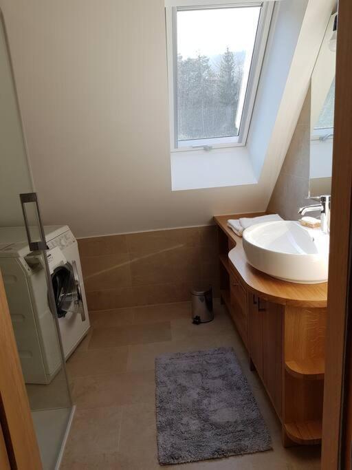 Chalet-Suedsteiermark - Traumhafte Aussicht, Infinity Pool, Privatsphaere, Klima Und De-Luxe Ausstattung Schwanberg Eksteriør bilde
